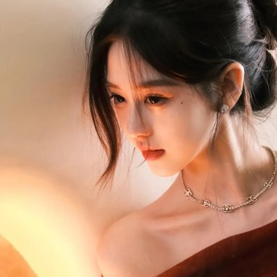 天才：黑色石榴石